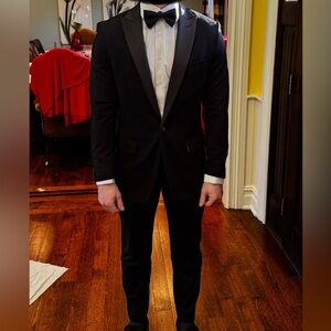 State & Liberty Performance Tuxedo Suit 40R Jacket + Pants – Black, Athletic Fit